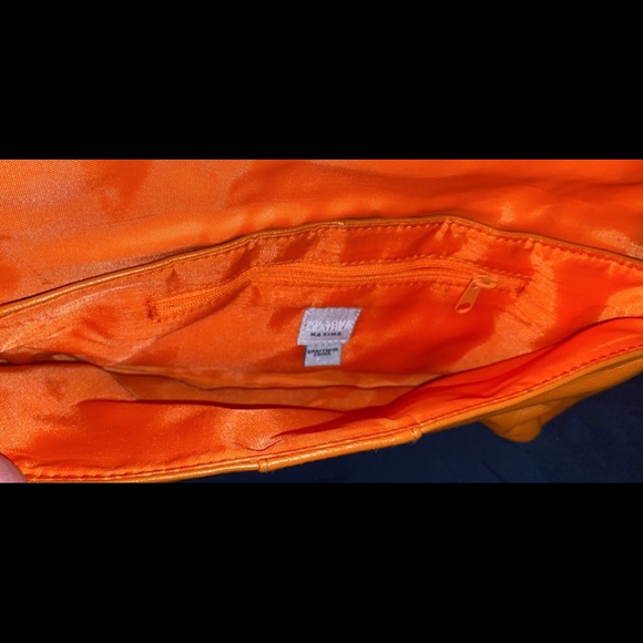 Small Orange Wilson’s Leather Handbag - Picture 3 of 4